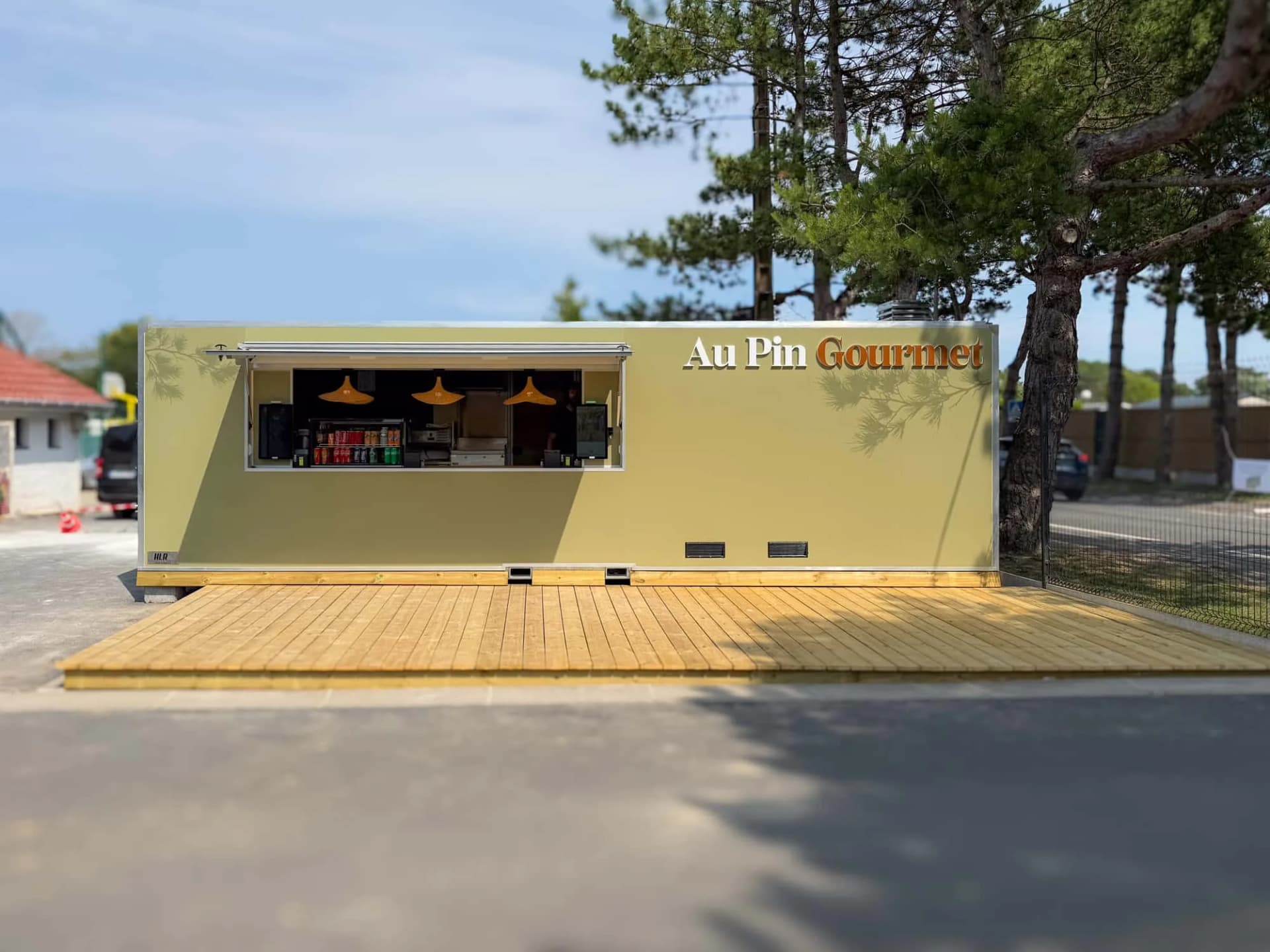 La terrasse du Pin Gourmet au Camping Pomme de Pin